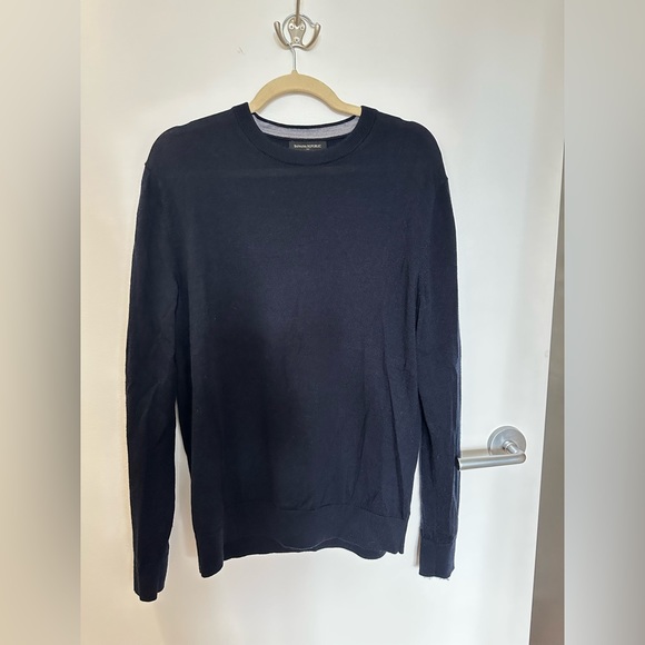 Banana Republic Unisex Navy Merino Wool Sweater - Picture 3 of 8